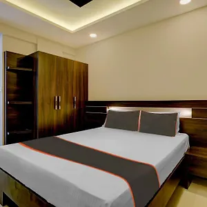 3* Hotel Collection O Ayesha Homes