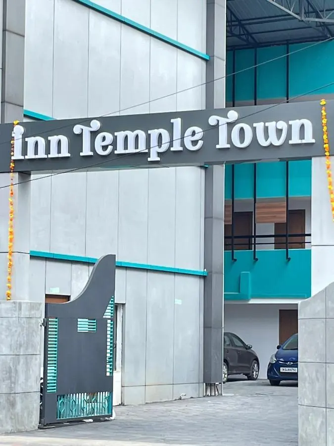 **  Inn Temple Town Guruvāyūr Inde